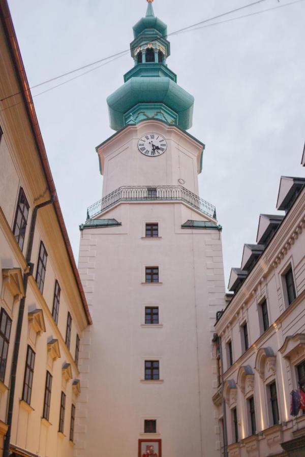 New 1 Bdr, W/Private Parking Apartment Bratislava Exterior photo